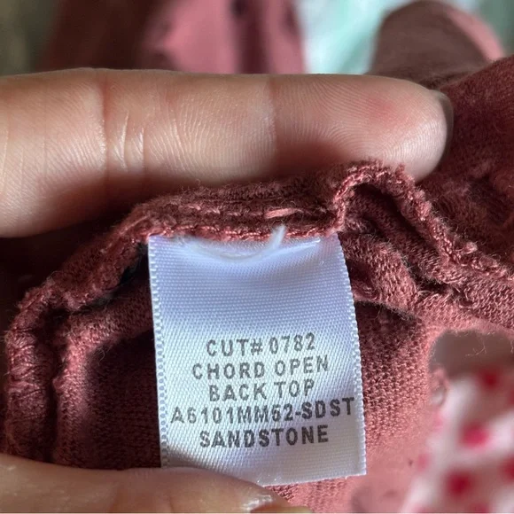 Koral Activewear Chord open back distressed tank top in sandstone size S small - Picture 9 of 11